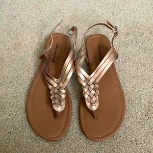Cute American eagle sandals!